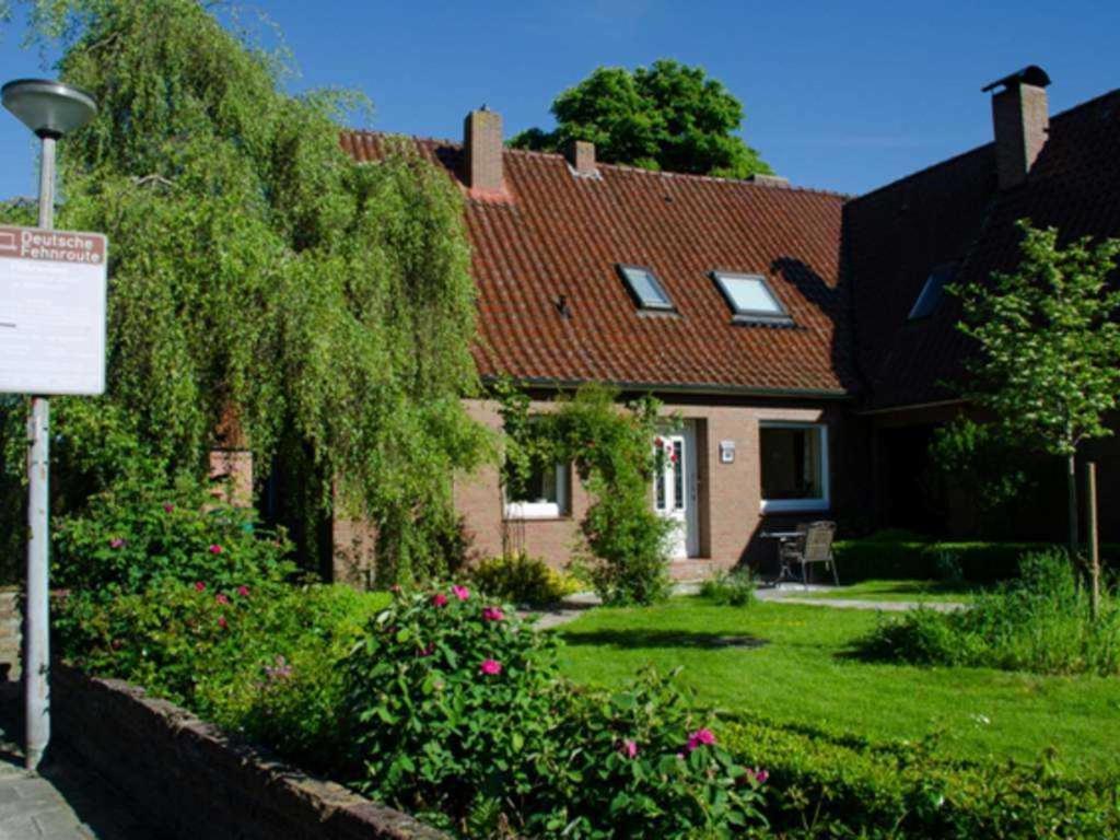 Gaestehaus An Der Fehnroute Ii, 11041 Leer Exteriör bild